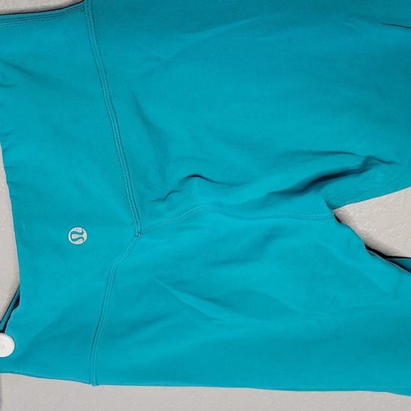 Lululemon Bright Blue Cropped Skinny Wunder Under Leggings - Picture 4 of 8